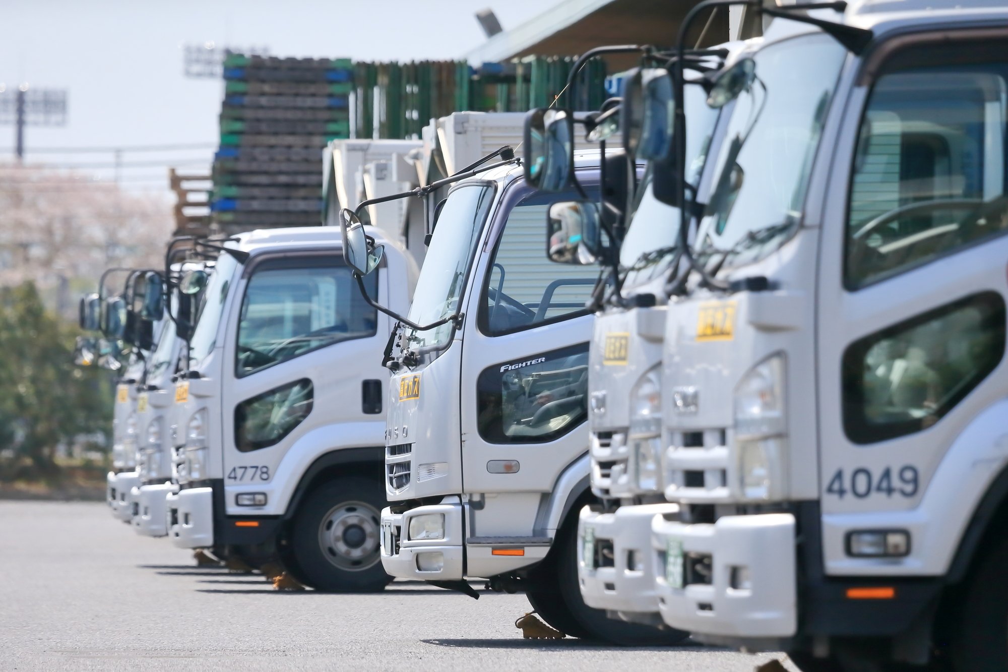 合材運搬トラック